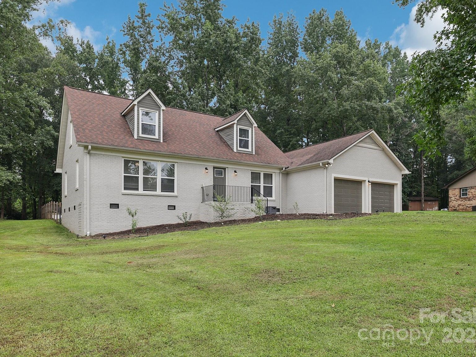 798 Pine Haven Cir Clover, SC 29710 - Thumbnail 3