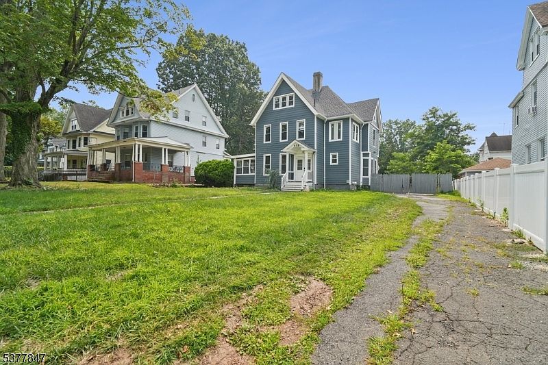 408 Heywood Ave Orange, NJ 07050 - Thumbnail 3