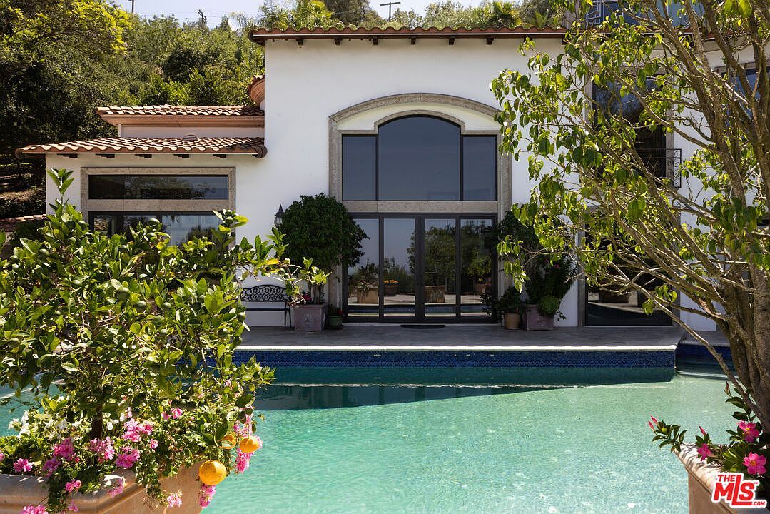 13355 Mulholland Dr Beverly Hills, CA 90210 - Thumbnail 3