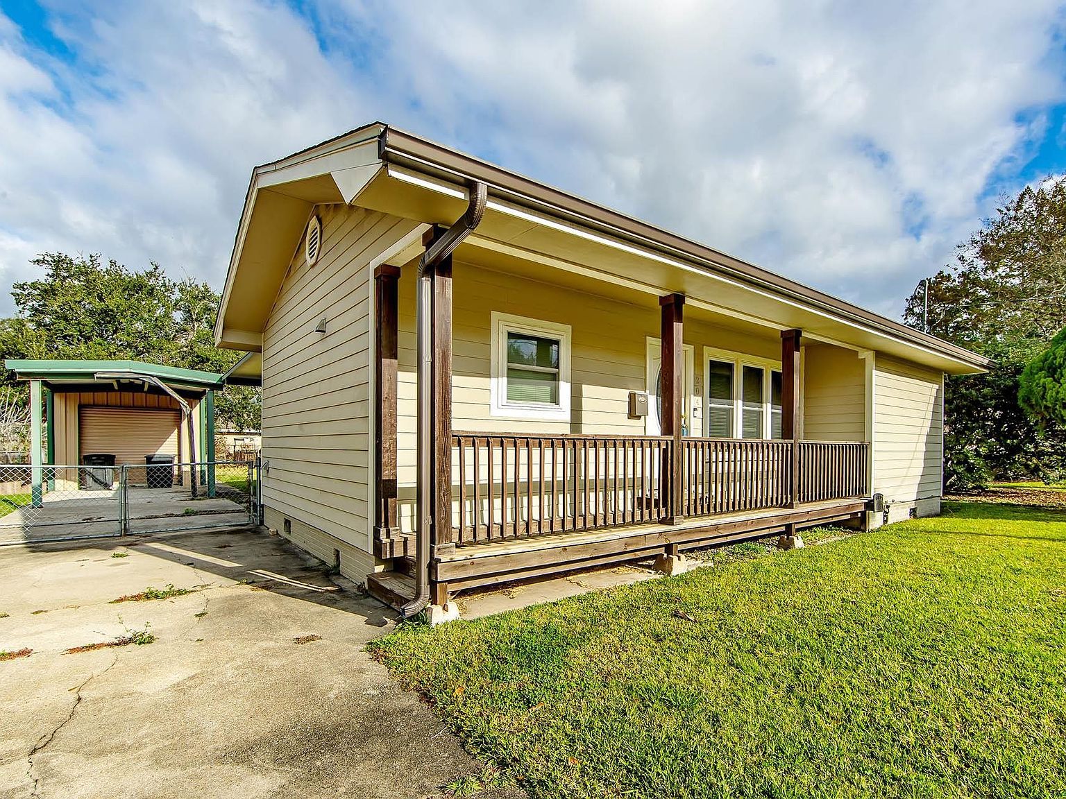 204 Buquet St Houma, LA 70360 - Thumbnail 3