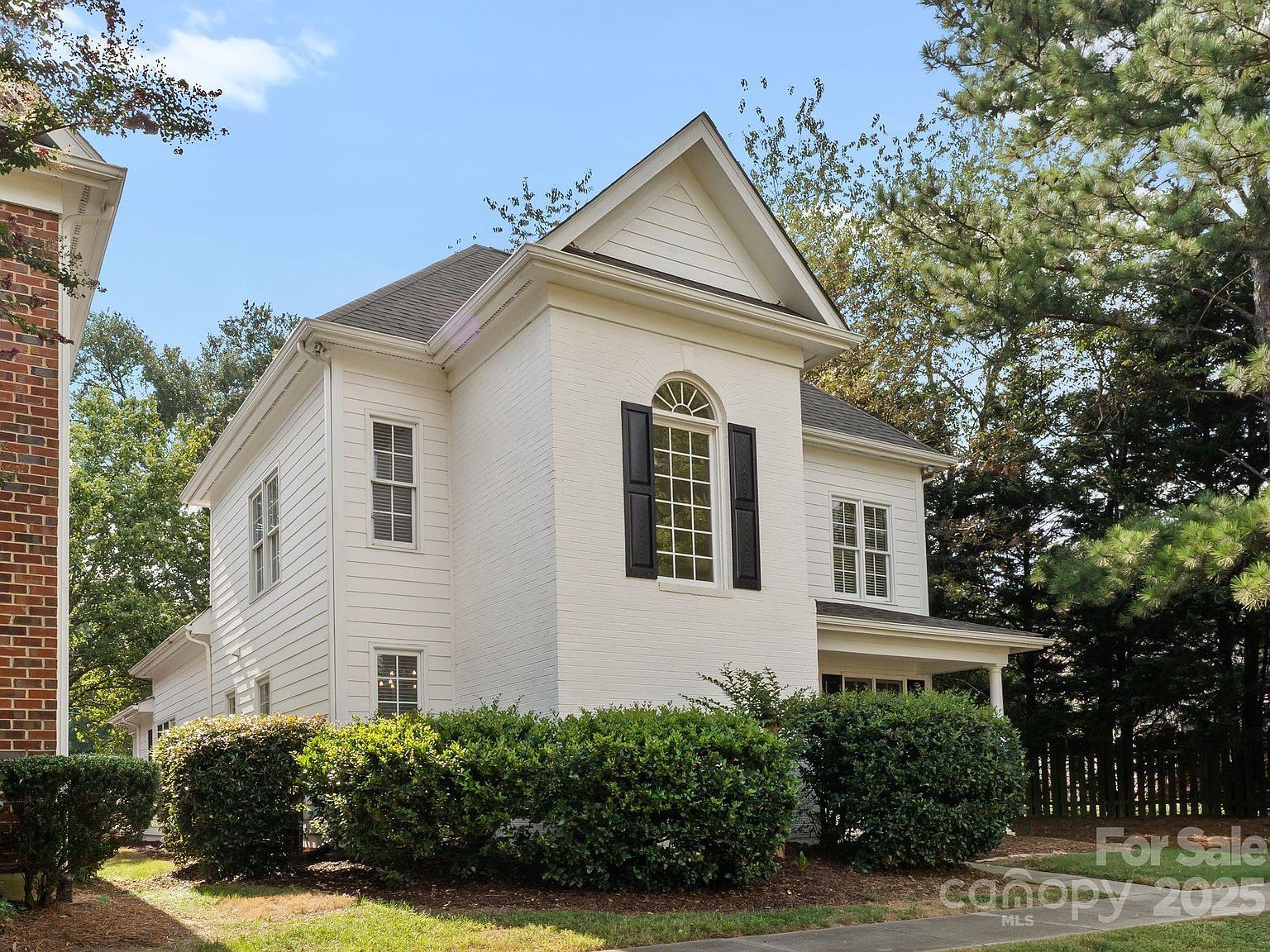 20237 Harroway Dr Cornelius, NC 28031 - Thumbnail 3