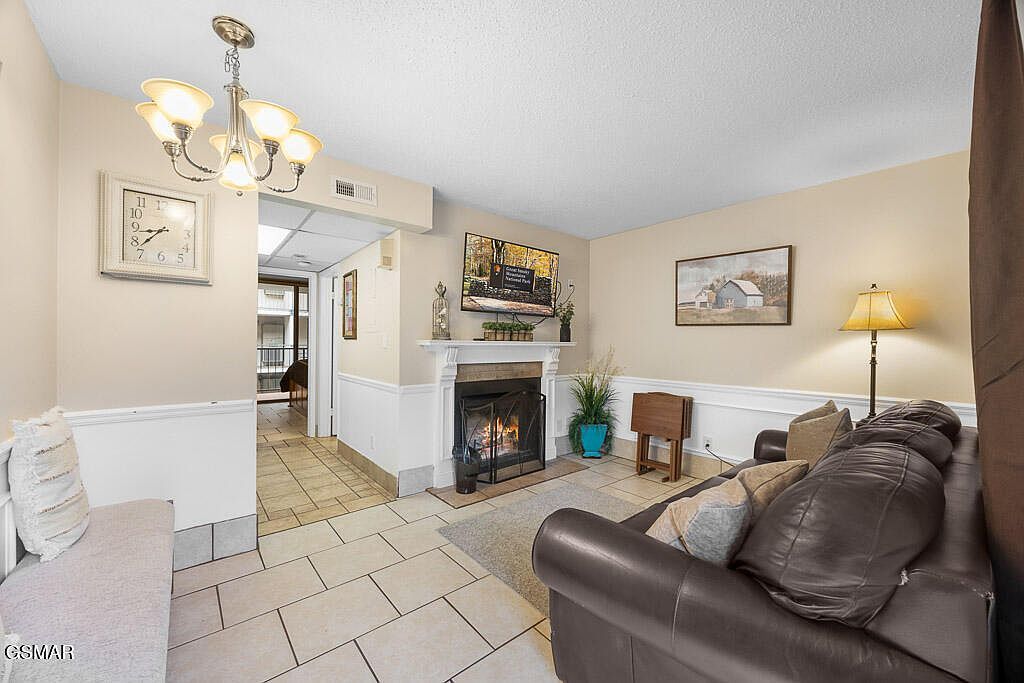 685 River Rd #203 Gatlinburg, TN 37738 - Thumbnail 3