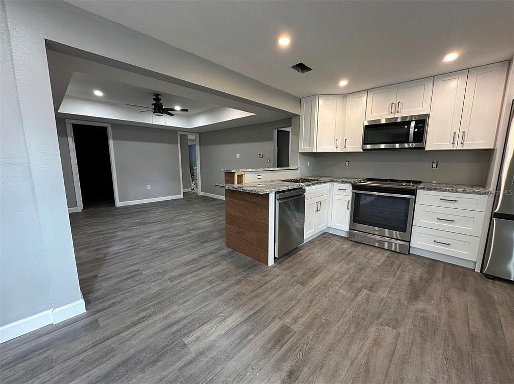 2301 Trelain Dr S Saint Petersburg, FL 33712 - Thumbnail 3