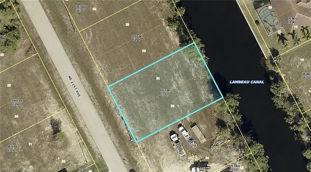 4137 NE 21st Ave Cape Coral, FL 33909 - Thumbnail 3