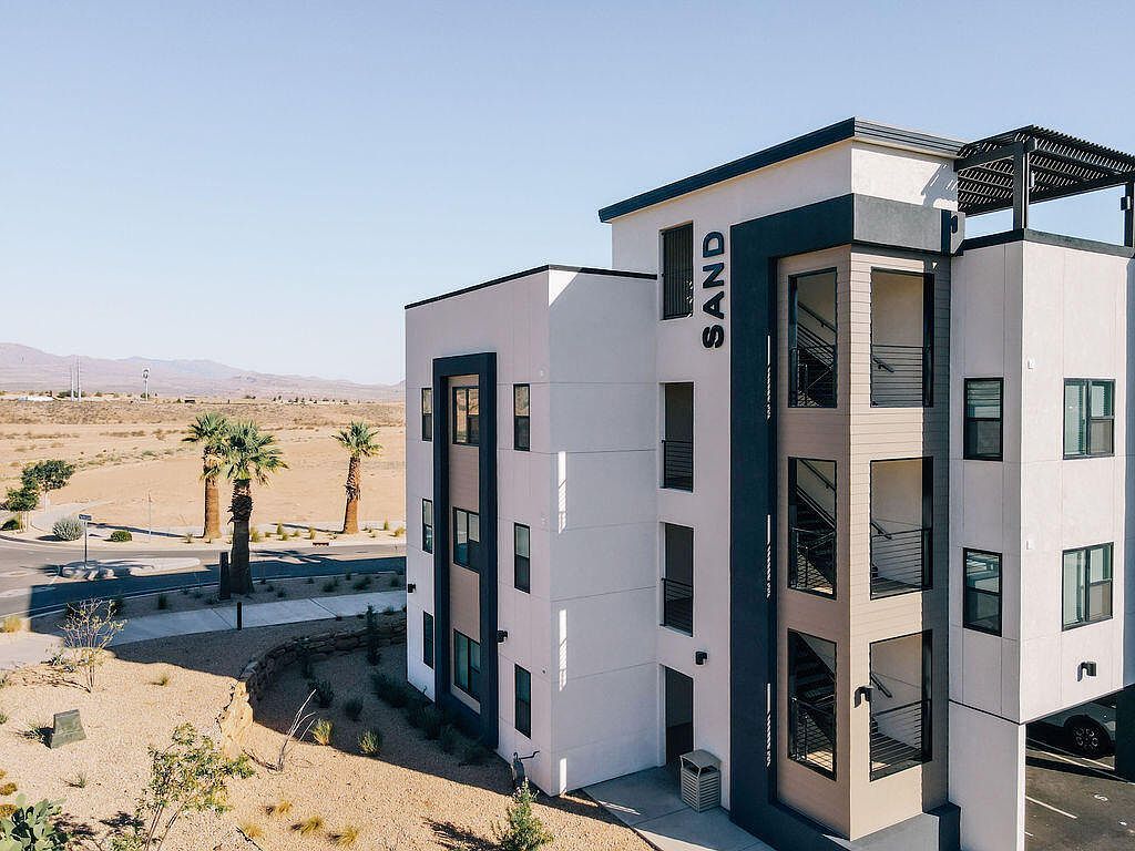 961 W Akoya Pearl Rd UNIT 201 Saint George, UT 84790 - Thumbnail 3