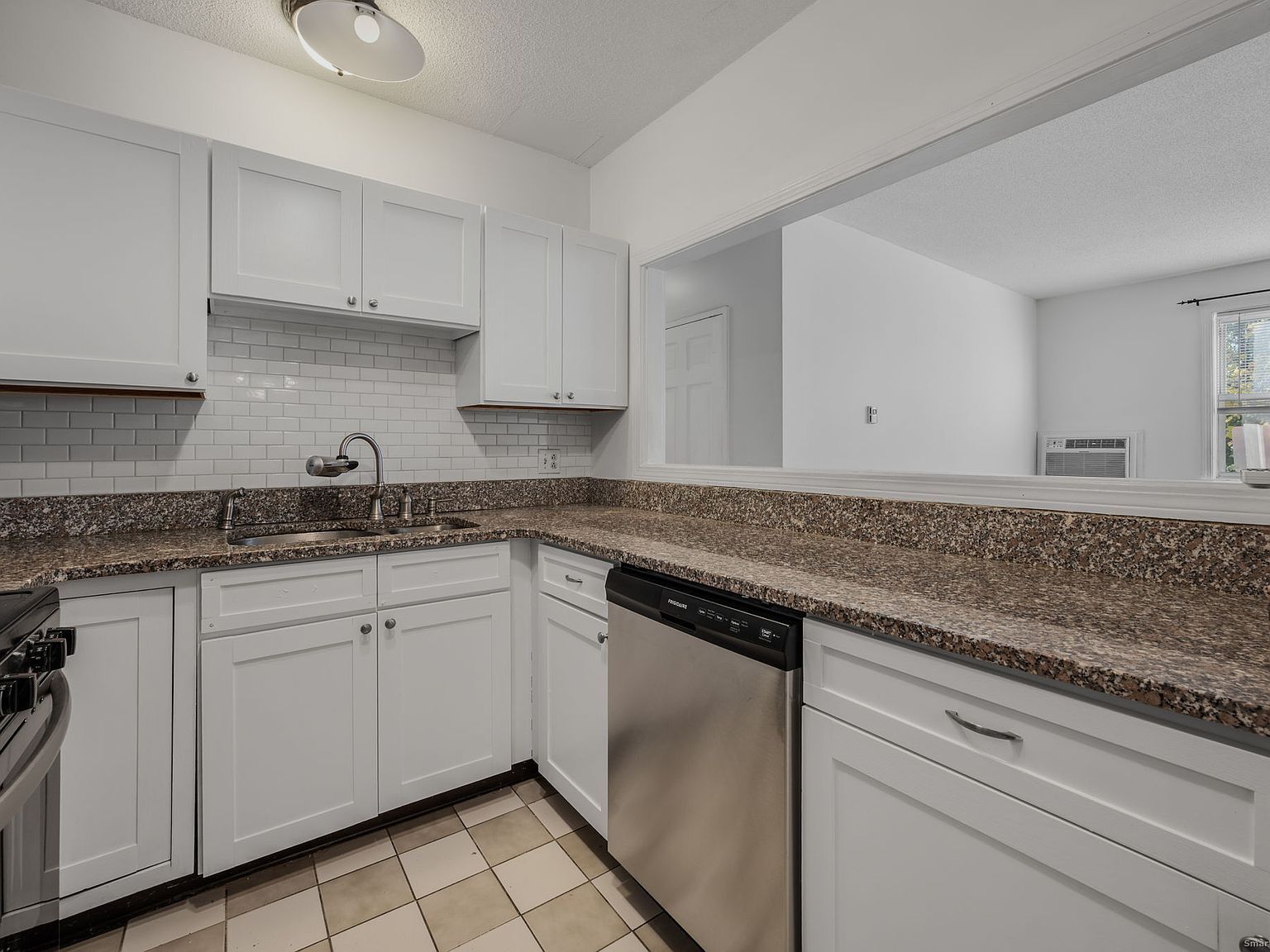 111 Niles Hill Rd UNIT B New London, CT 06320 - Thumbnail 3