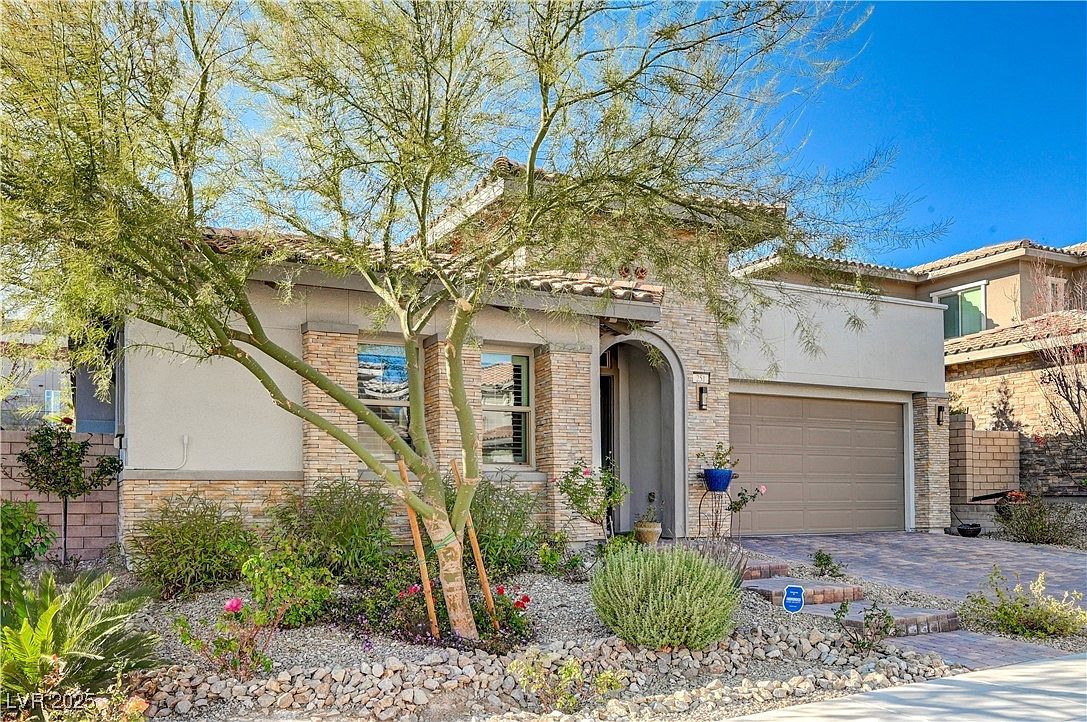 251 Castellari Dr Las Vegas, NV 89138 - Thumbnail 3