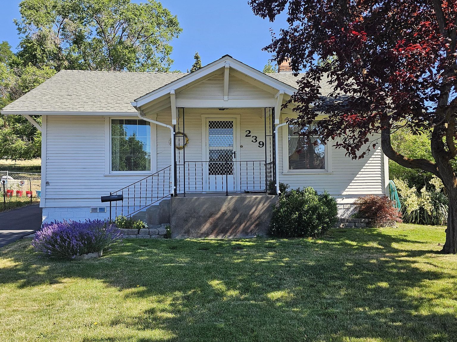 239 Nevada St Klamath Falls, OR 97601 - Thumbnail 3