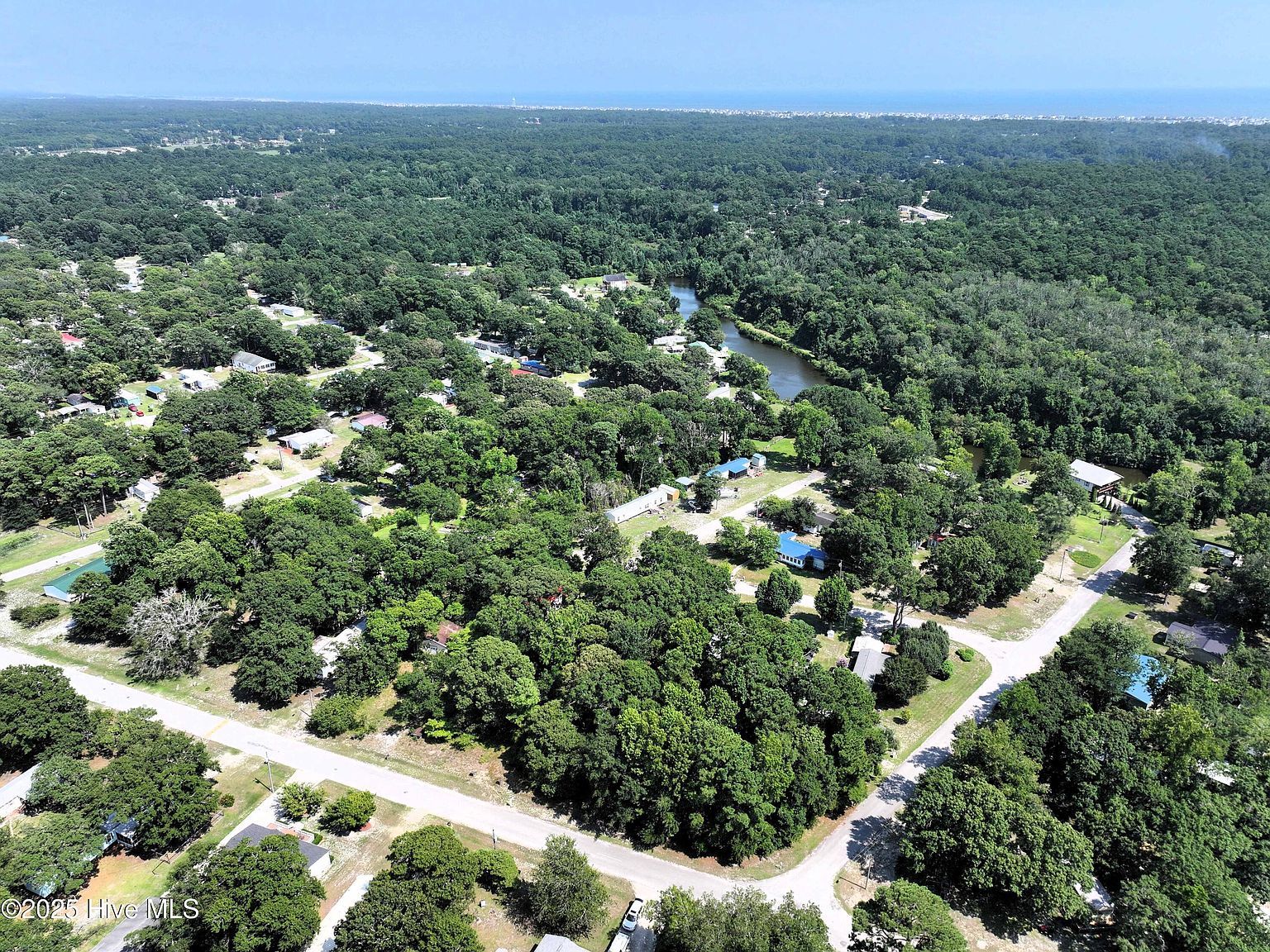 2221 Forest Dr SW Supply, NC 28462 - Thumbnail 3