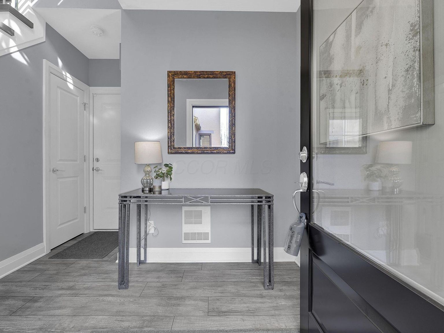 58 E Hubbard Ave #C Columbus, OH 43215 - Thumbnail 3