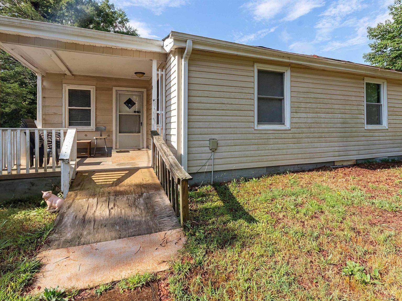 9 Williams St Taylors, SC 29687 - Thumbnail 3