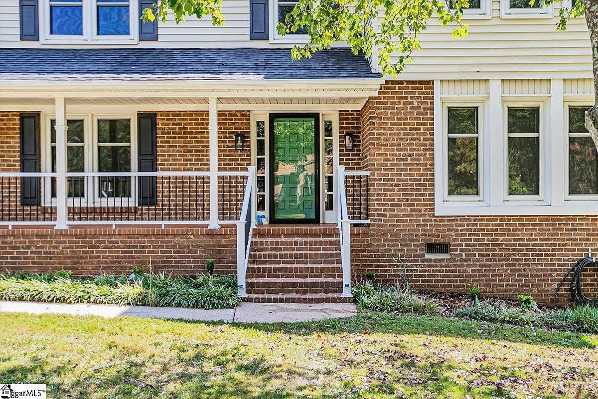 105 Middle Brook Rd Greer, SC 29650 - Thumbnail 3