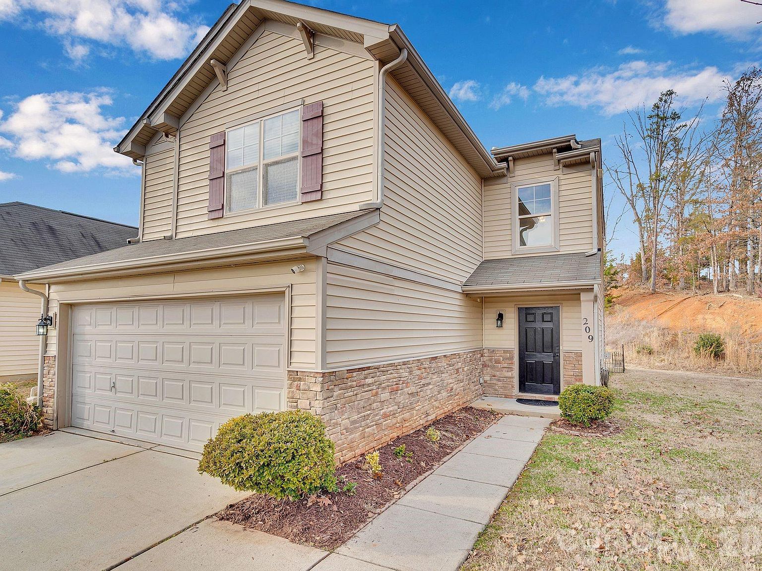 209 Oakton Glen Ct Charlotte, NC 28262 - Thumbnail 3