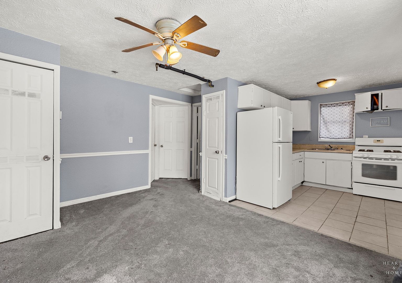 2406 Hermon Ave Zion, IL 60099 - Thumbnail 3