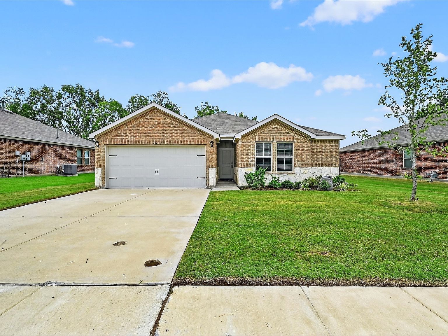 414 Goliad Dr Sherman, TX 75090 - Thumbnail 3
