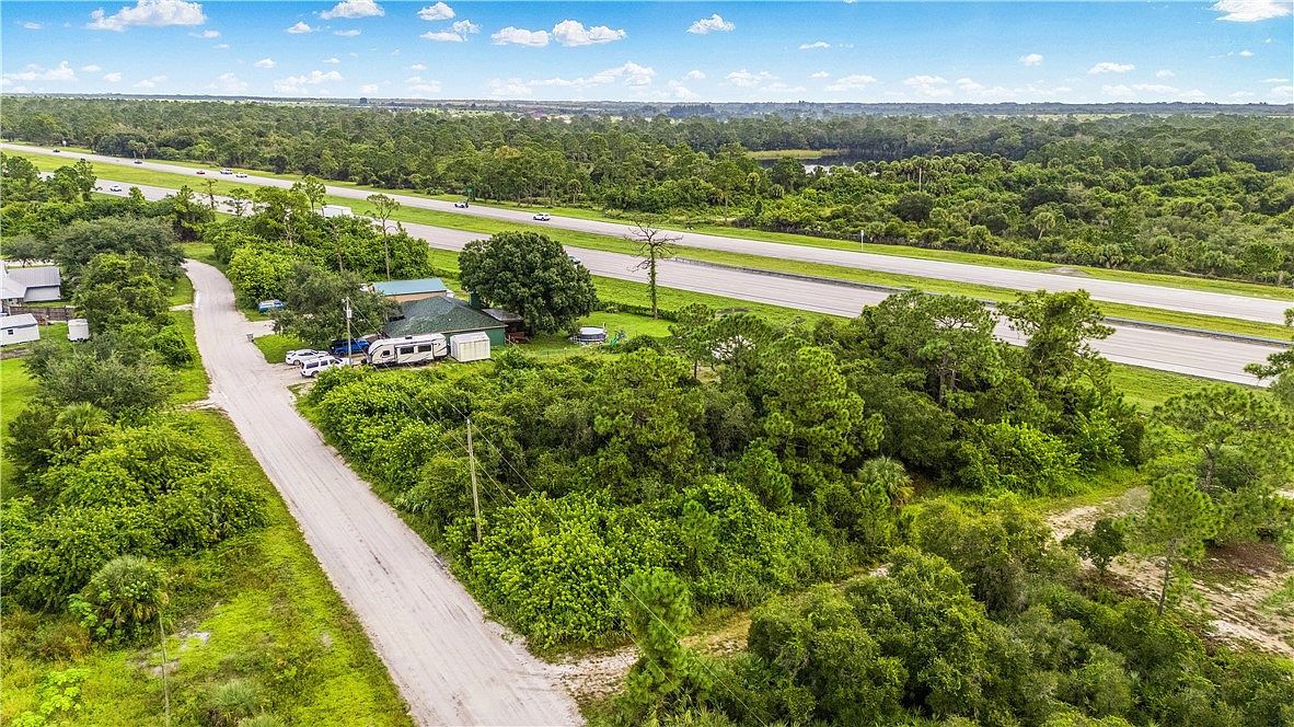 9430 24th St Vero Beach, FL 32966 - Thumbnail 3