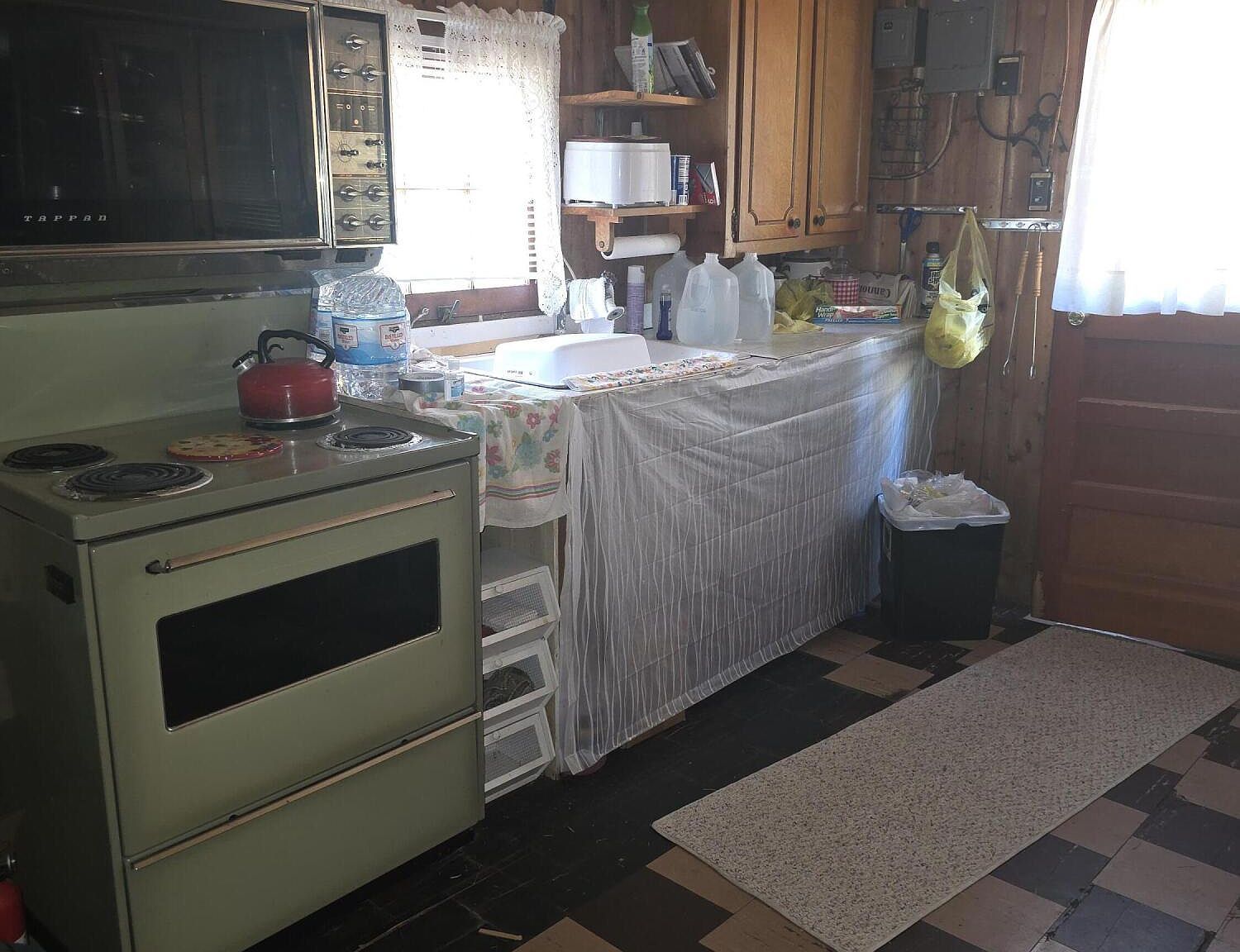 511 Eola Rd Harrison, MI 48625 - Thumbnail 3