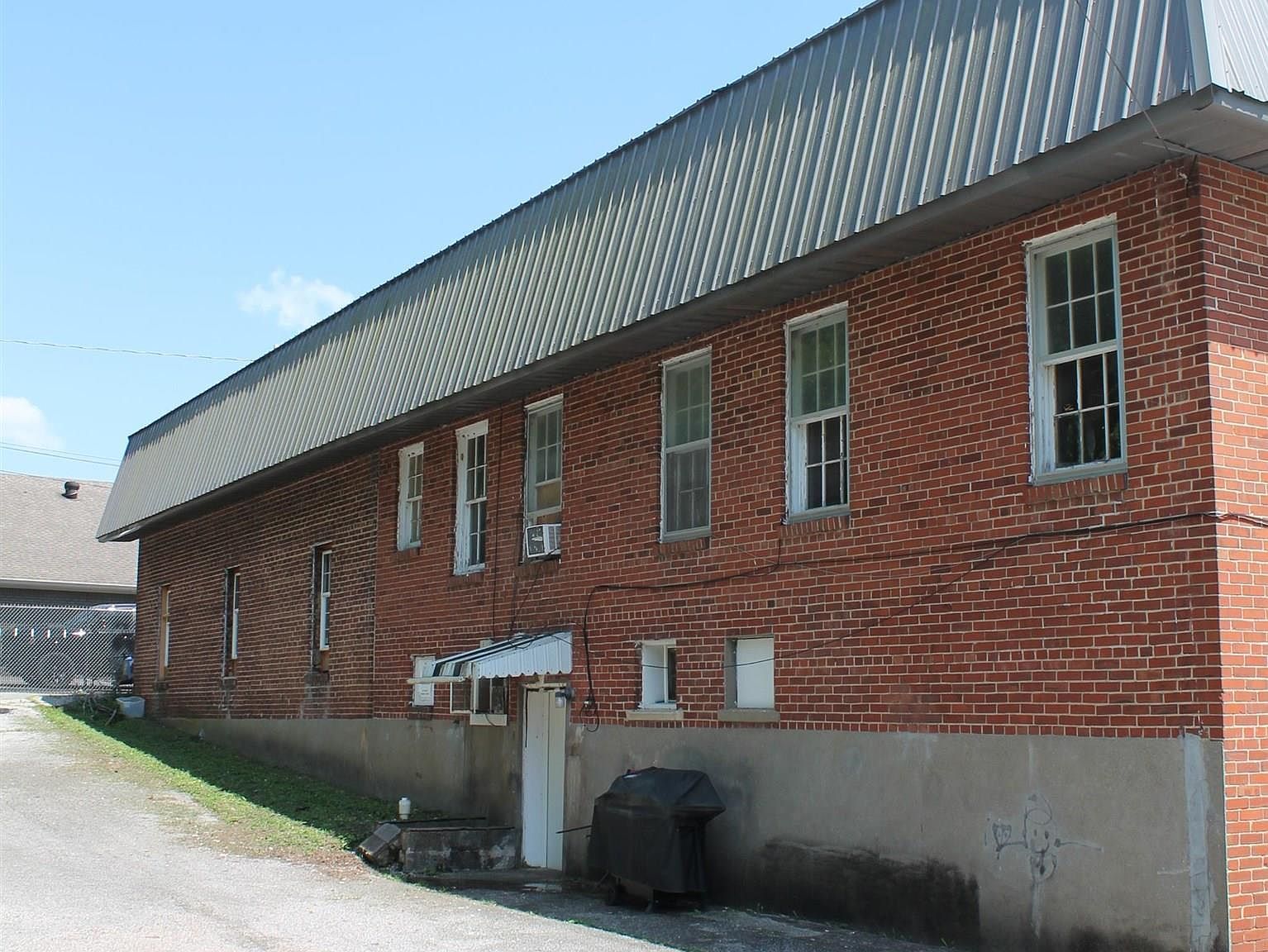 309 S 5th St Murray, KY 42071 - Thumbnail 3