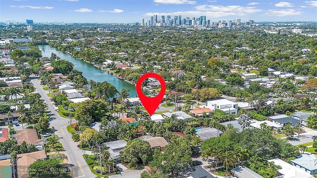 1915 NE 18th St Fort Lauderdale, FL 33305 - Thumbnail 3