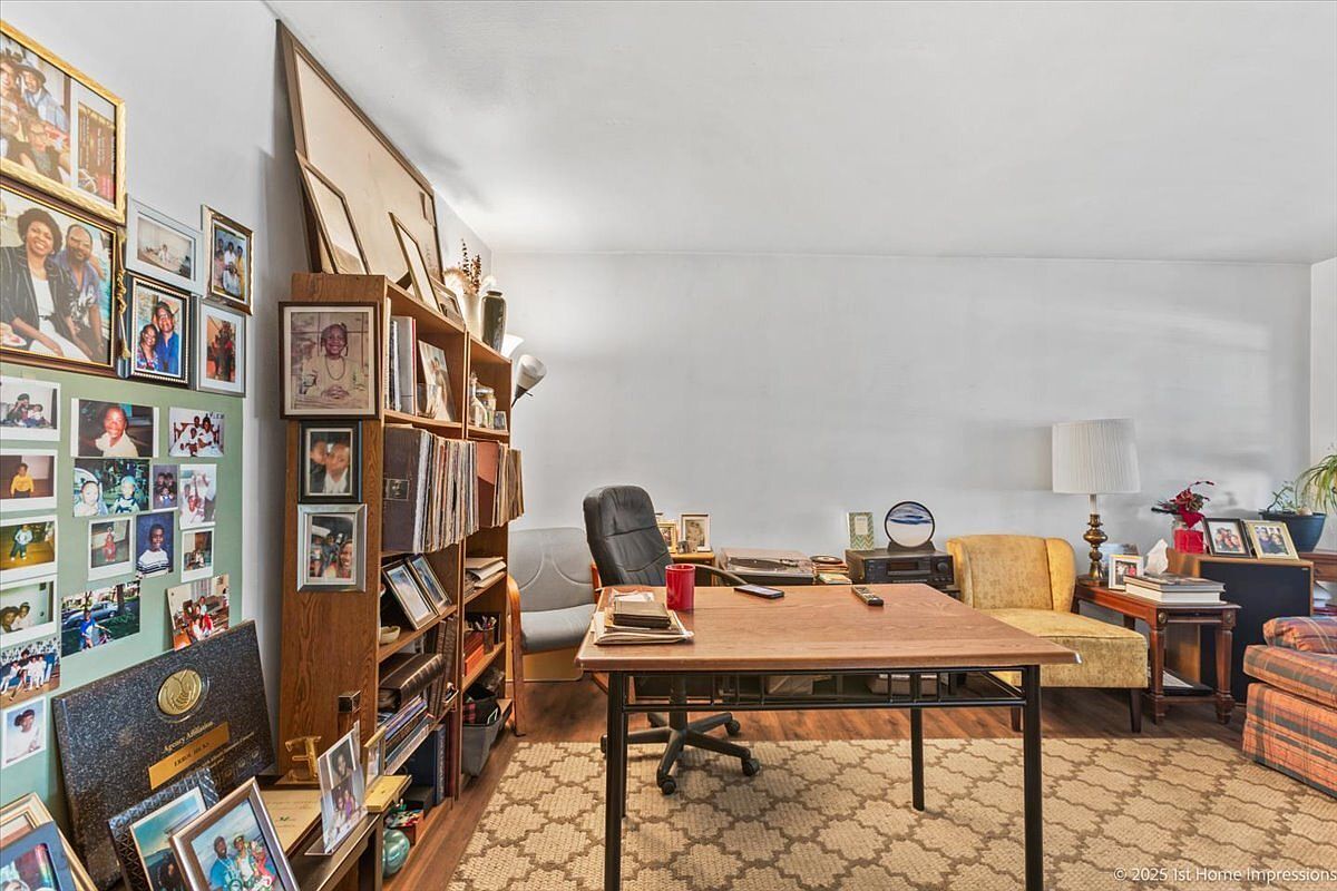 3180 W Meadow Lane Dr APT 43 Merrionette Park, IL 60803 - Thumbnail 3