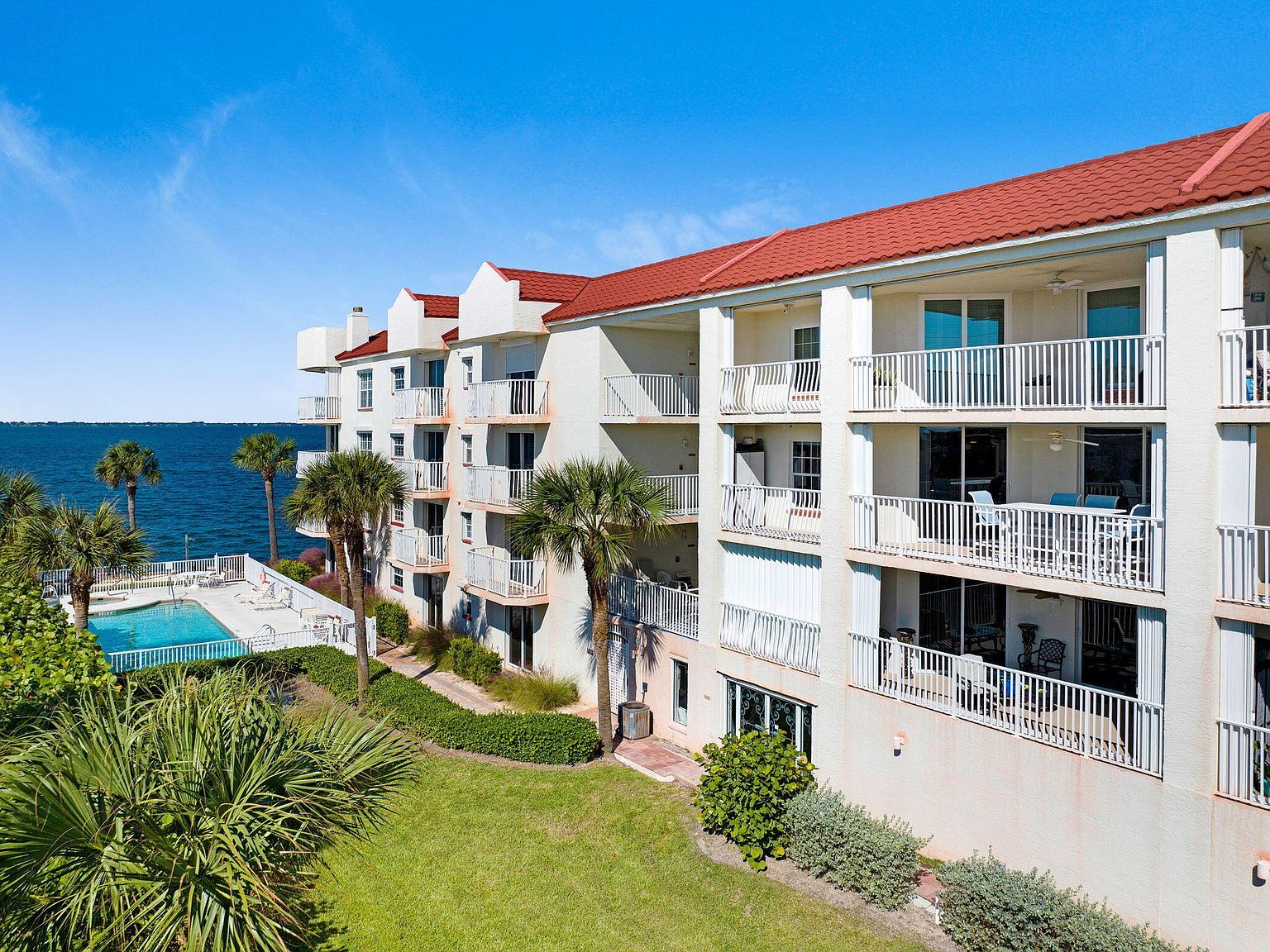 3360 S Atlantic Ave APT 304 Cocoa Beach, FL 32931 - Thumbnail 3