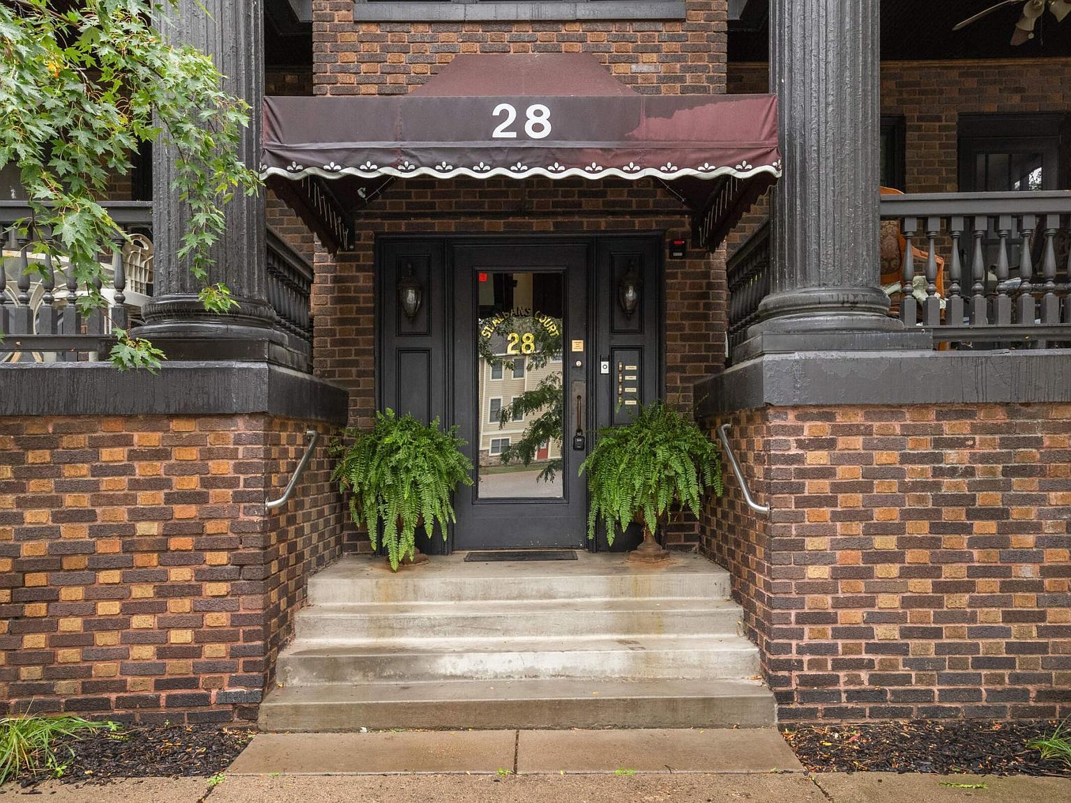 28 Saint Albans St N APT 4N Saint Paul, MN 55104 - Thumbnail 3