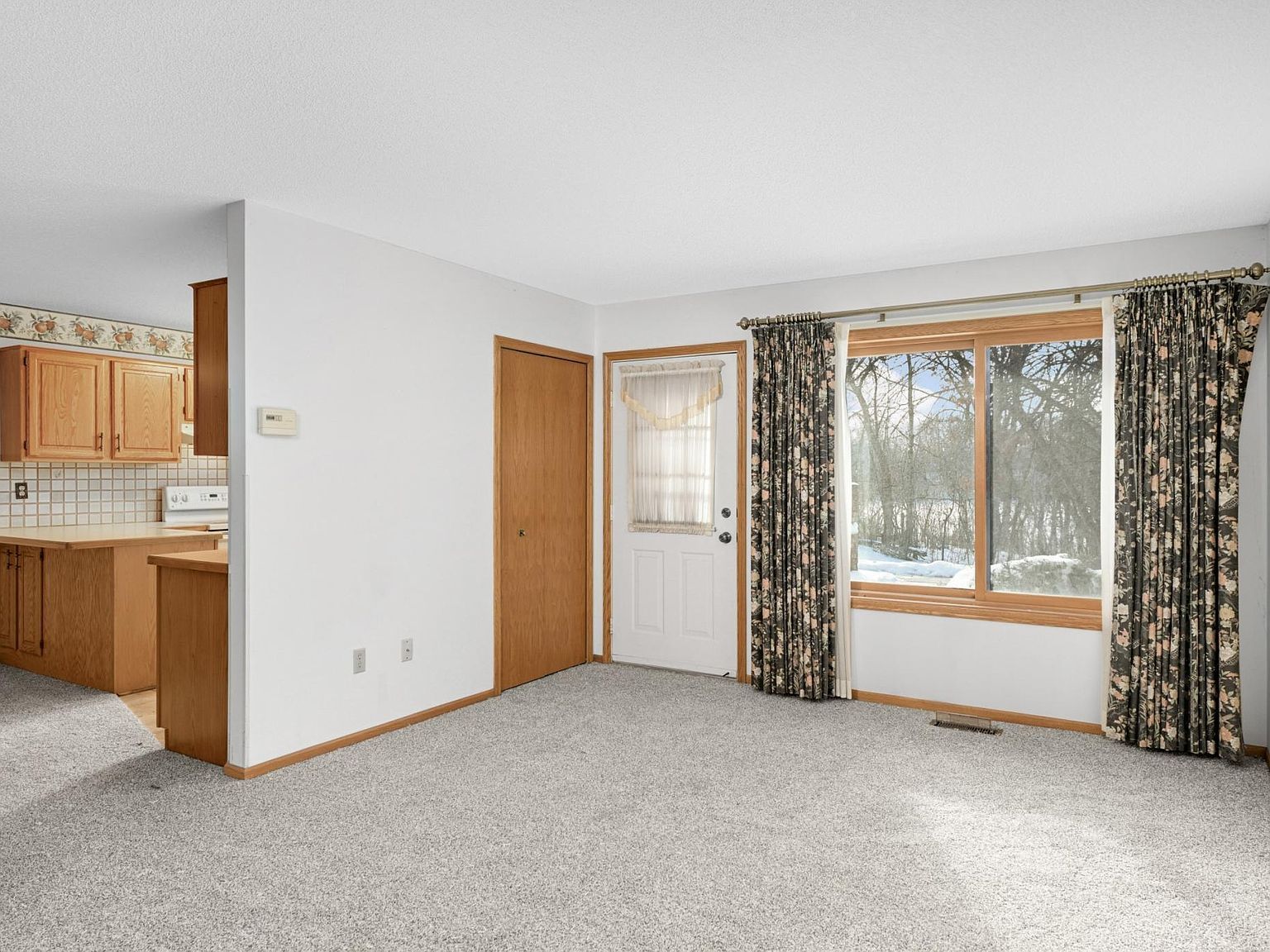 5345 Orleans Ln N APT 7 Plymouth, MN 55442 - Thumbnail 3