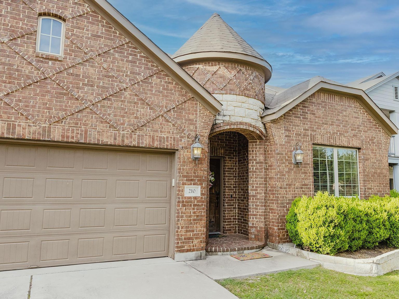 210 Yukon Cv Hutto, TX 78634 - Thumbnail 3