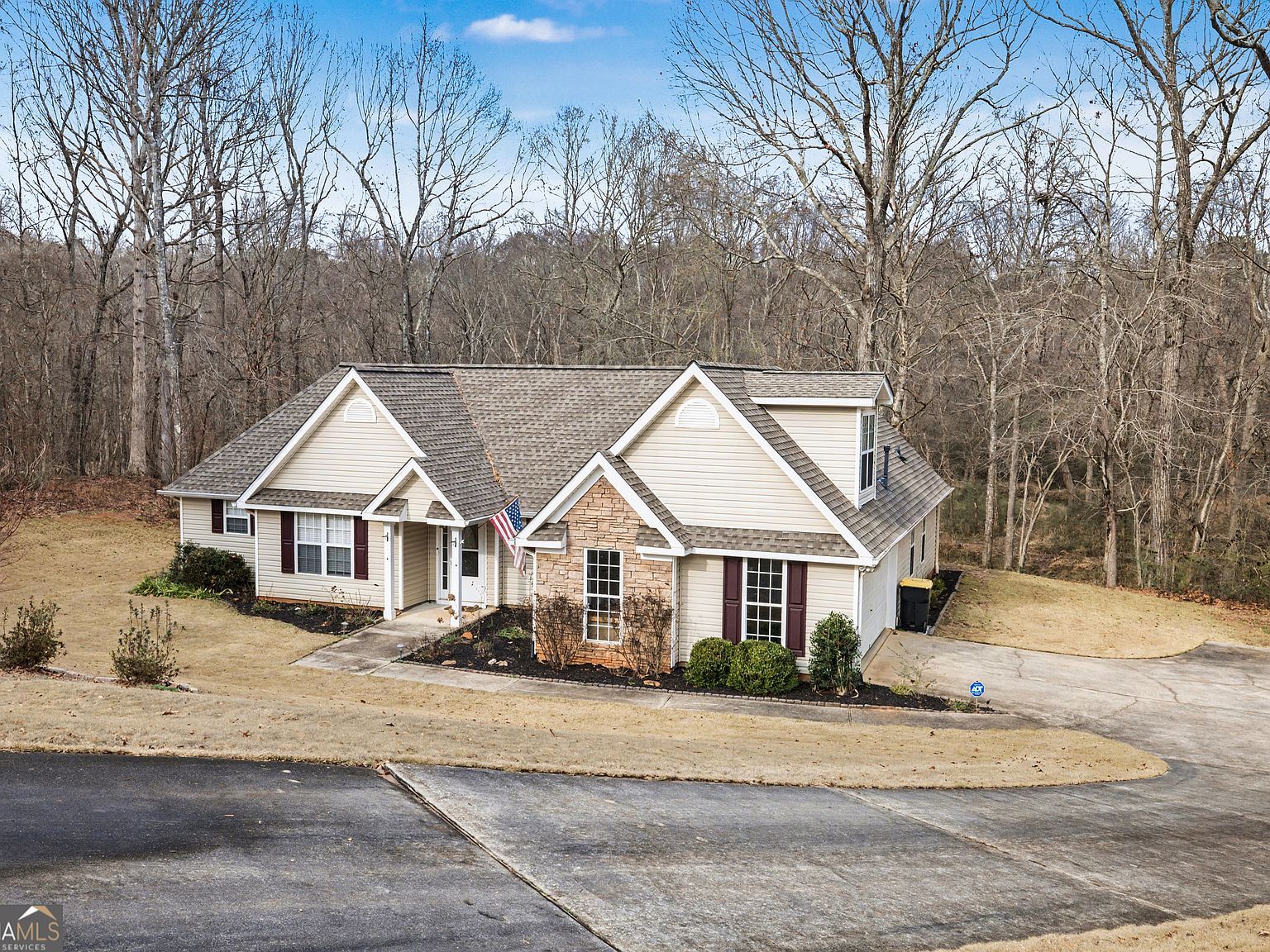 325 Ashley Woods Dr Newnan, GA 30263 - Thumbnail 3