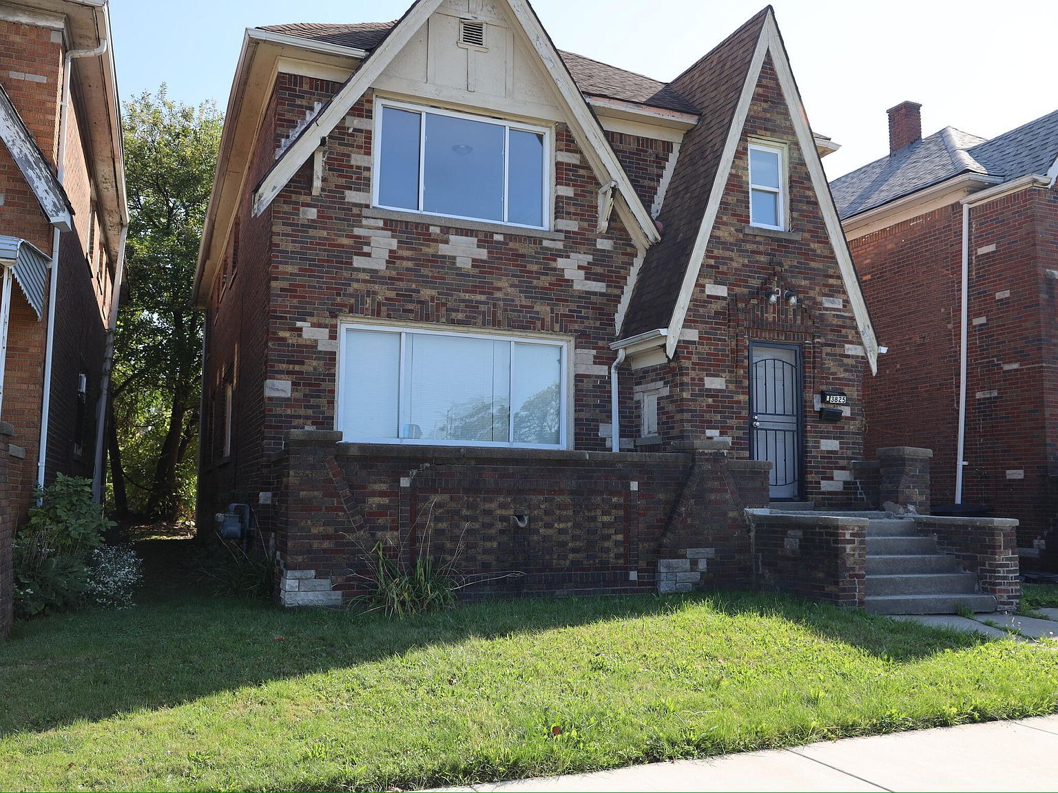 3825 Waverly St Detroit, MI 48238 - Thumbnail 3