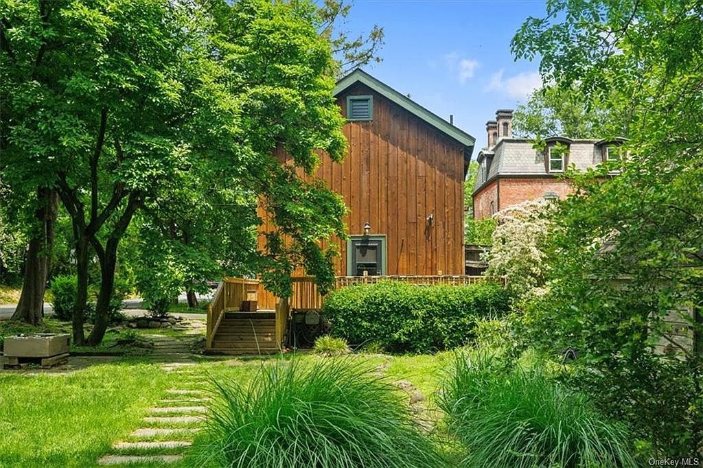 1 Mountain Rd Cornwall On Hudson, NY 12520 - Thumbnail 3