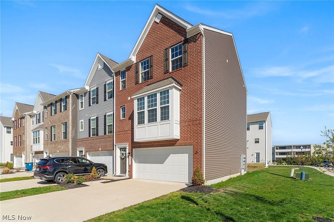 34615 Ethan Way Willoughby, OH 44094 - Thumbnail 3