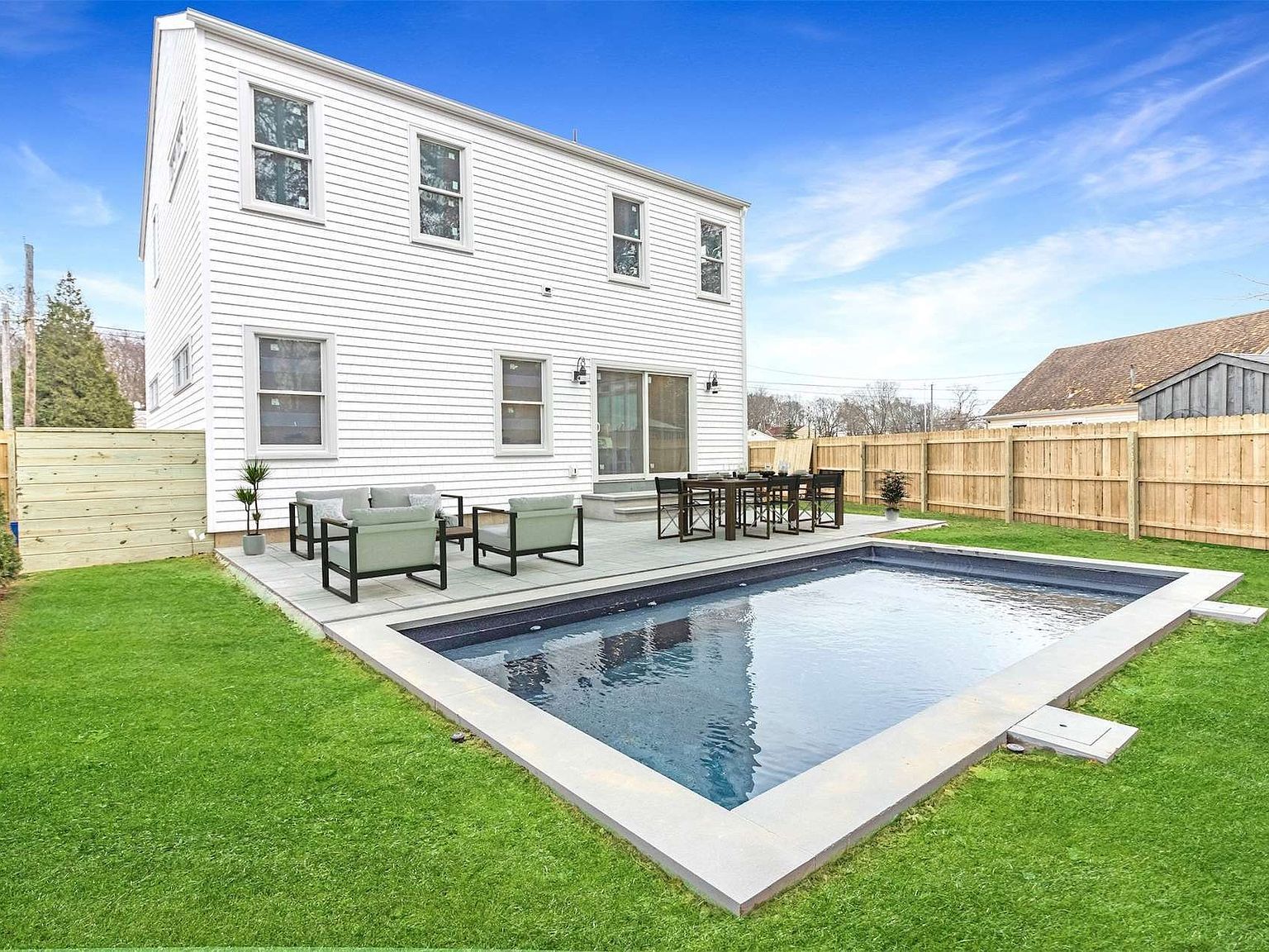 165 Anglers Rd Greenport, NY 11944 - Thumbnail 3