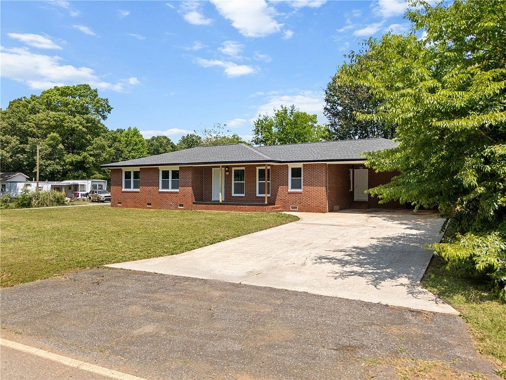 413 Corning St Anderson, SC 29624 - Thumbnail 3