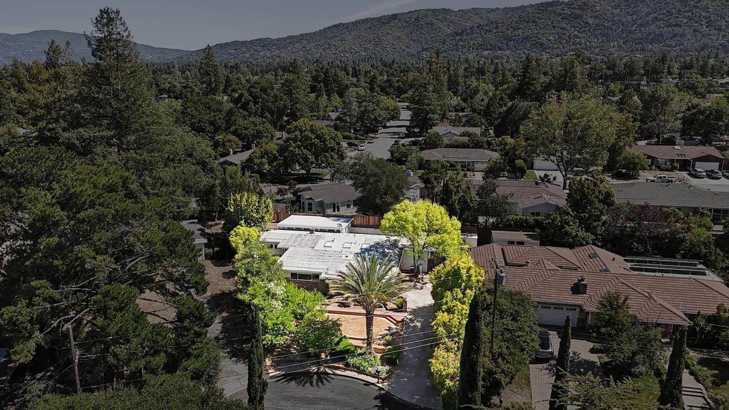 20210 Franklin Ave Saratoga, CA 95070 - Thumbnail 3