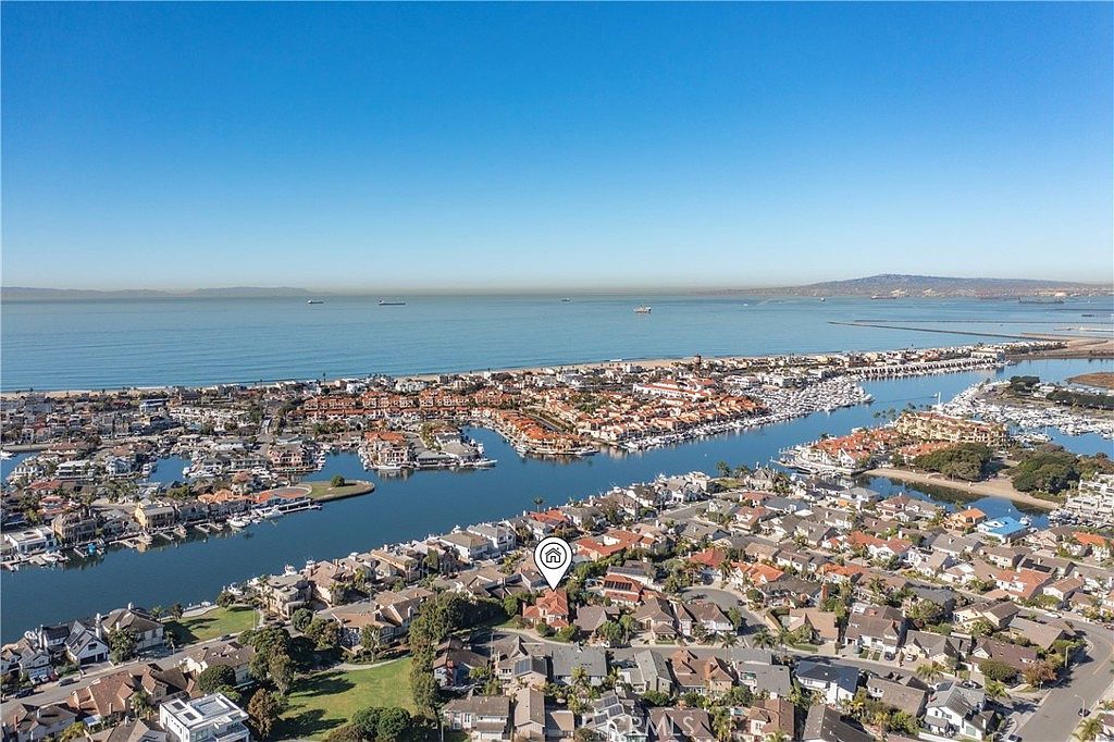 16351 Spartan Cir Huntington Beach, CA 92649 - Thumbnail 3