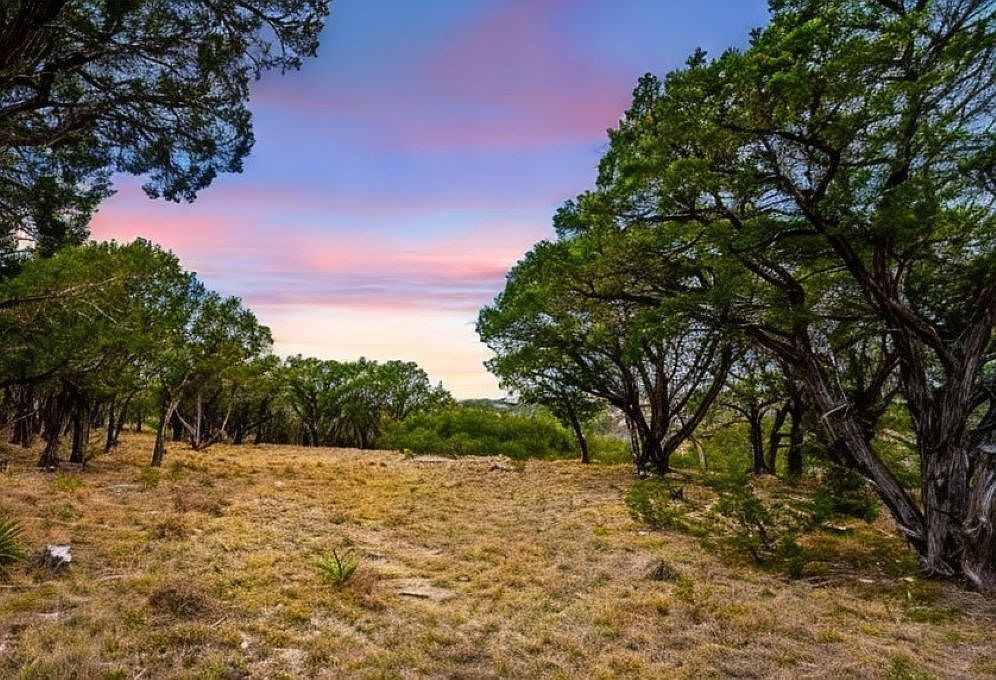 940 San Juan St S Kerrville, TX 78028 - Thumbnail 3