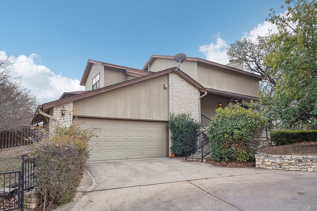 502 Oakland Hills Ln Kerrville, TX 78028 - Thumbnail 3