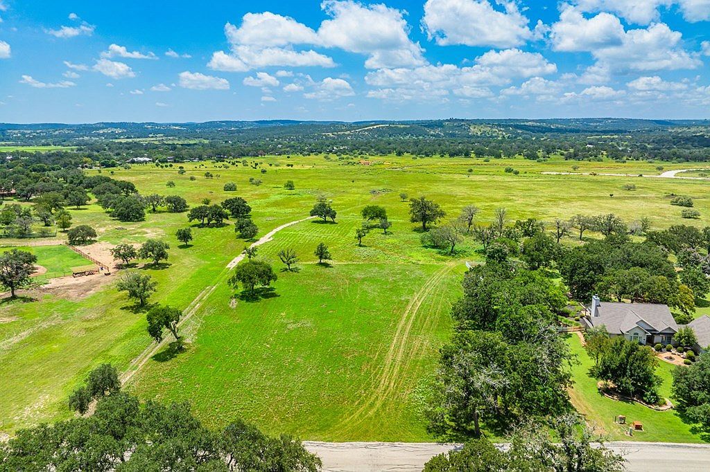 1314 E Saddle Club Dr Kerrville, TX 78028 - Thumbnail 3