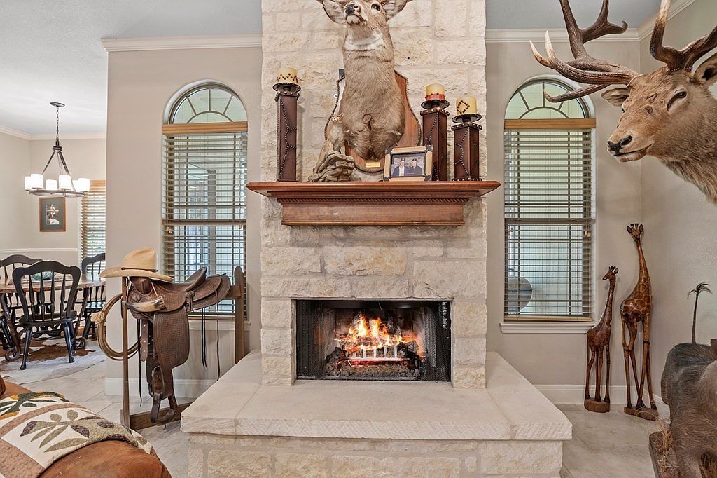 2158 Hedgestone Fredericksburg, TX 78624 - Thumbnail 3