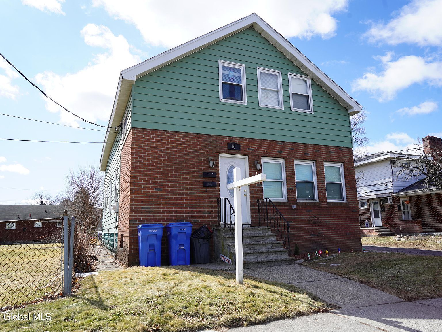 106 McAlpin St Albany, NY 12209 - Thumbnail 3