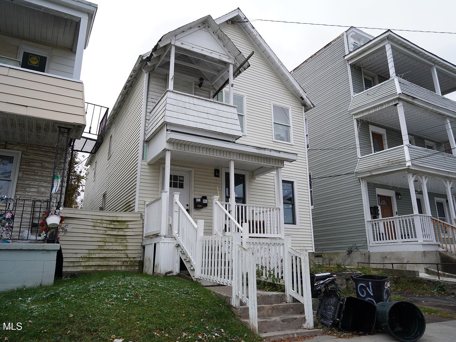 1602 Foster Ave Schenectady, NY 12308 - Thumbnail 3