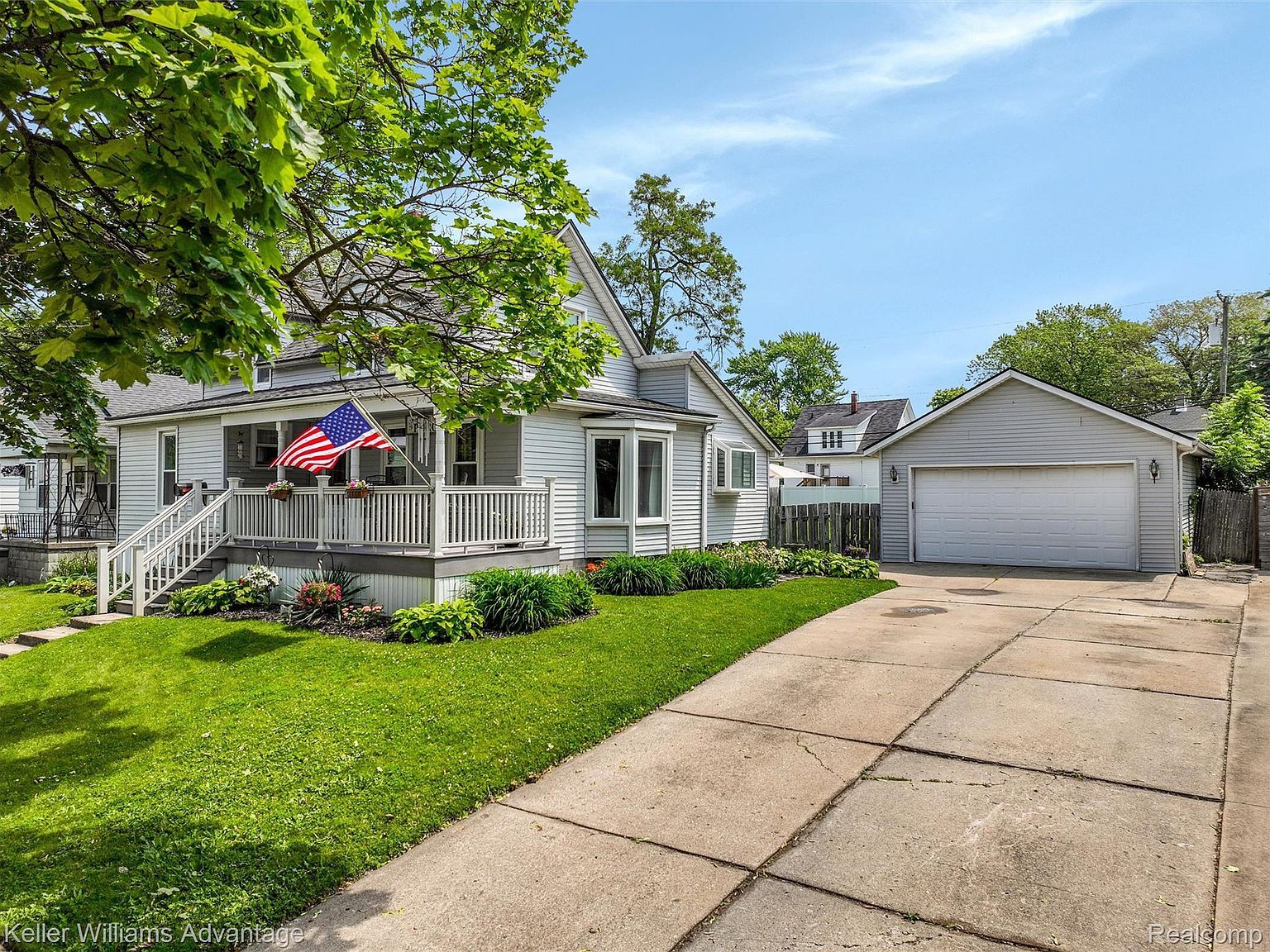 2931 4th St Trenton, MI 48183 - Thumbnail 3