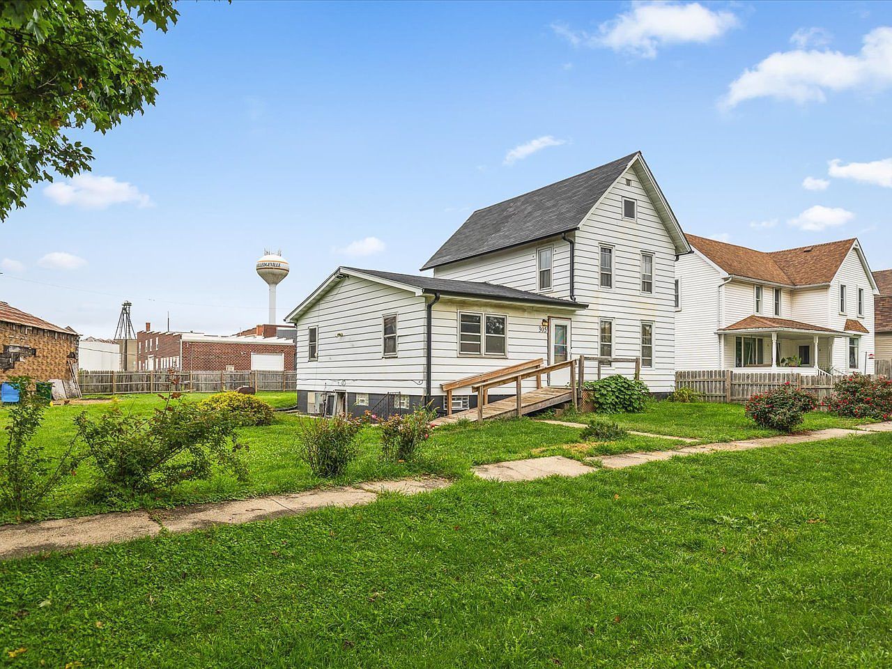 305 Holcomb Ave Milledgeville, IL 61051 - Thumbnail 3