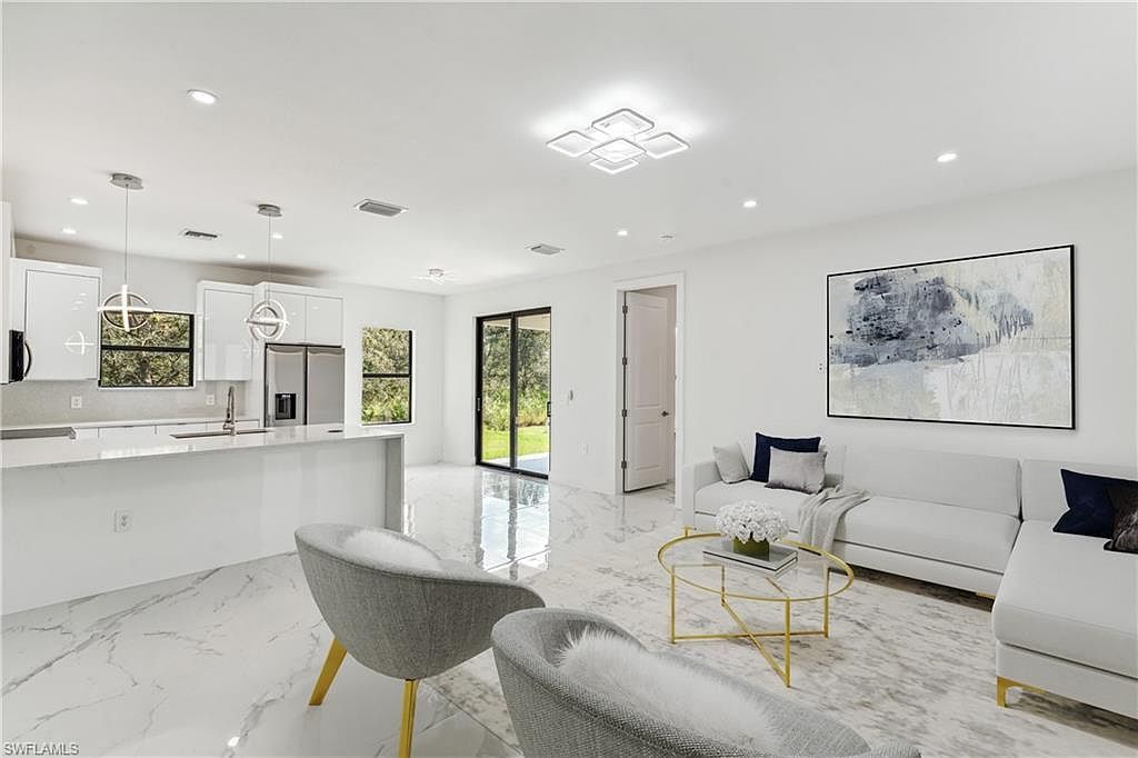 1136 Chiefland St E Lehigh Acres, FL 33974 - Thumbnail 3