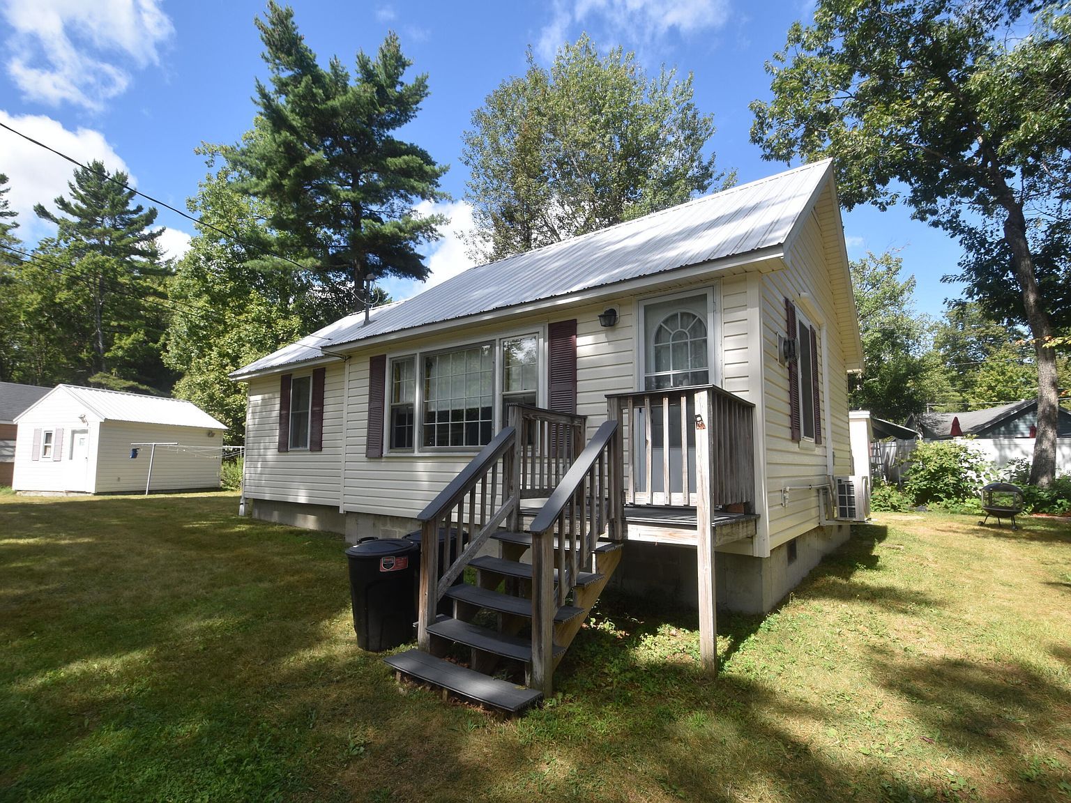 4 Sarah Ln Standish, ME 04084 - Thumbnail 3