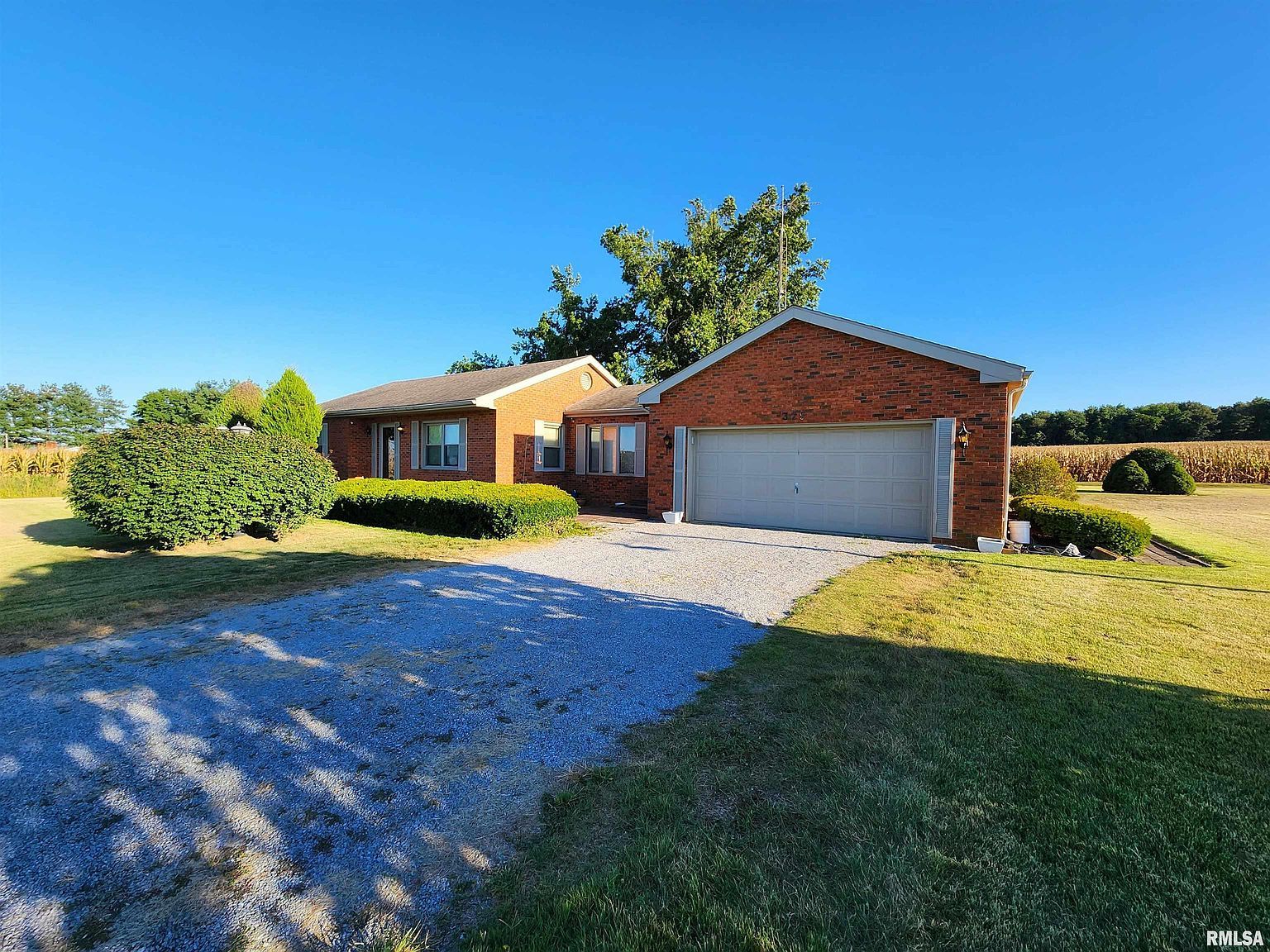 325 Butler Rd Harrisburg, IL 62946 - Thumbnail 3