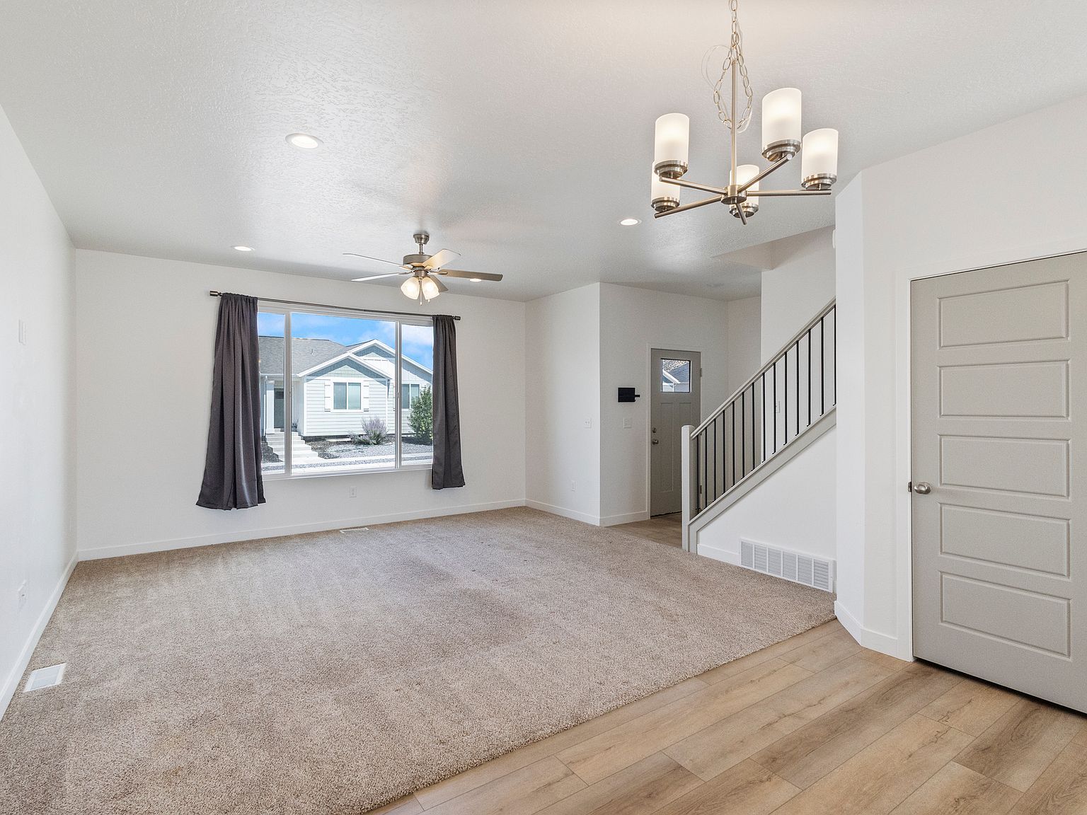 2384 E Spring St #597 Eagle Mountain, UT 84005 - Thumbnail 3