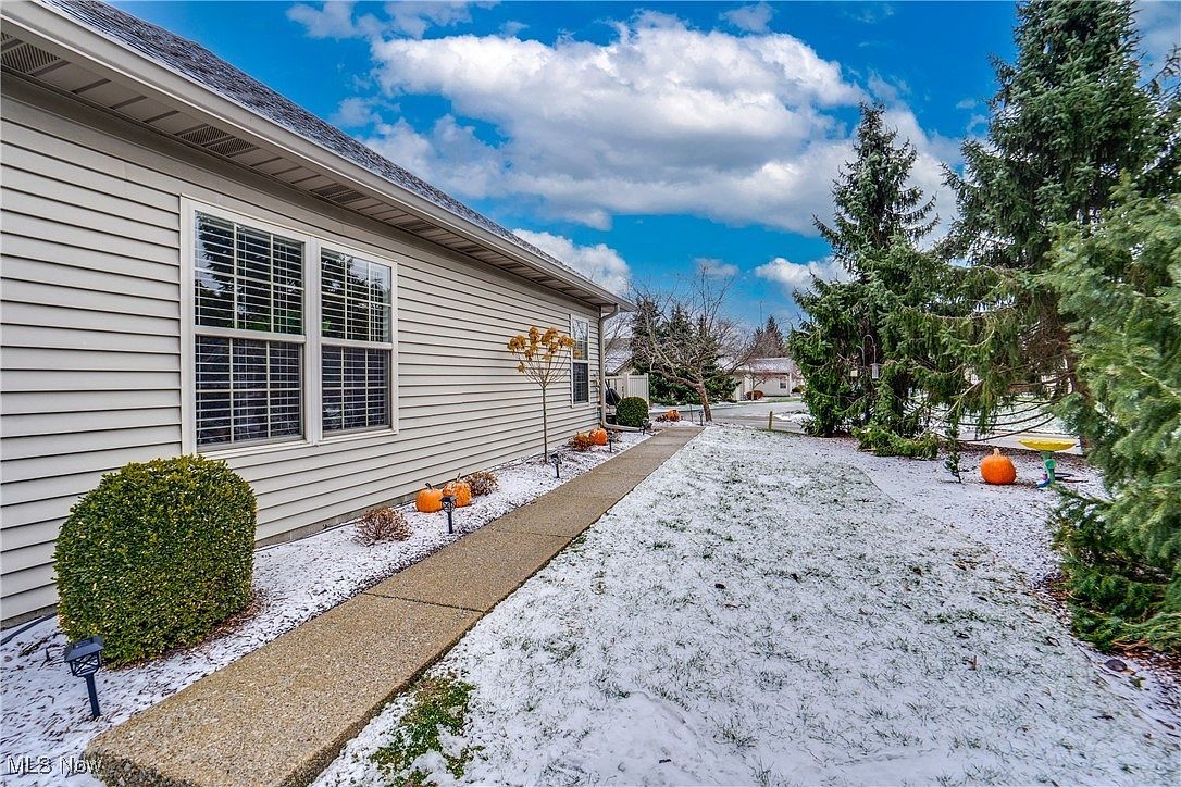 4201 Tannybrooke Ln NW #4C Canton, OH 44718 - Thumbnail 3