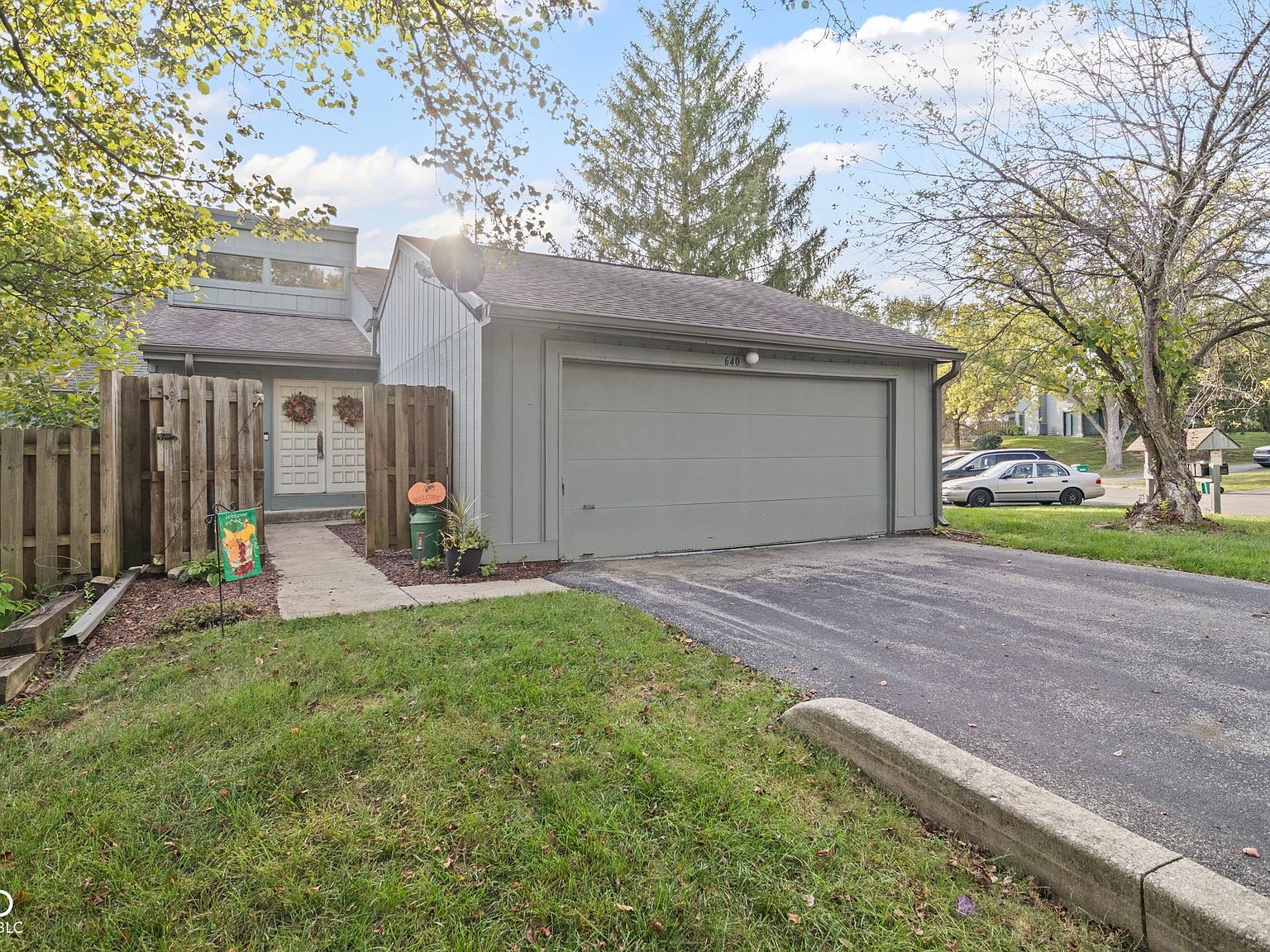 640 Blossom Dr Avon, IN 46123 - Thumbnail 3